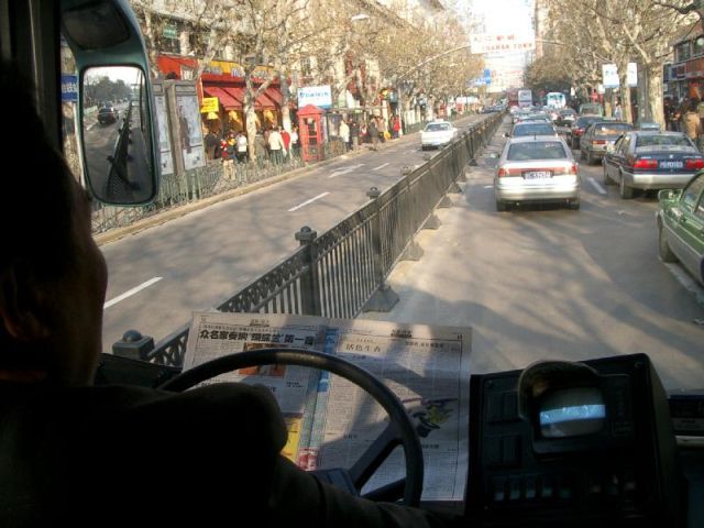 chinese_bus_driver_08